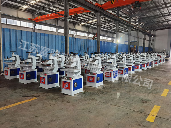 摇臂裁断机下料机