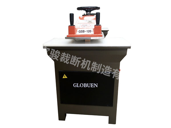 摇臂裁断机下料机