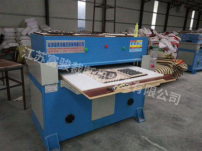 精密四柱裁断机下料机